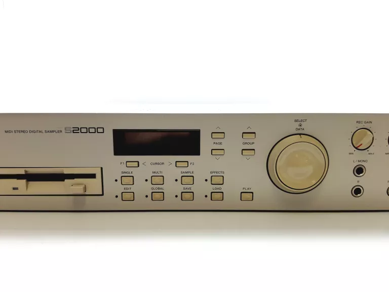 SAMPLER STUDYJNY AKAI S2000 + DYSKIETKA