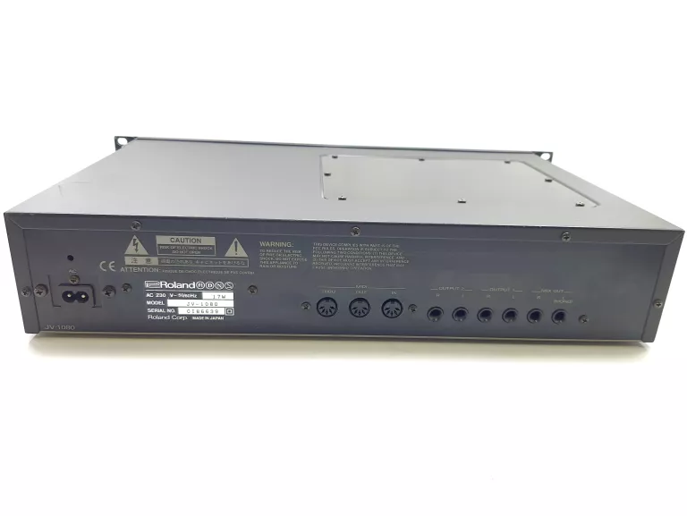 KULTOWY MODUŁ BRZMIENIOWY ROLAND JV-1080 SYNTEZATOR PROGRAMOWY