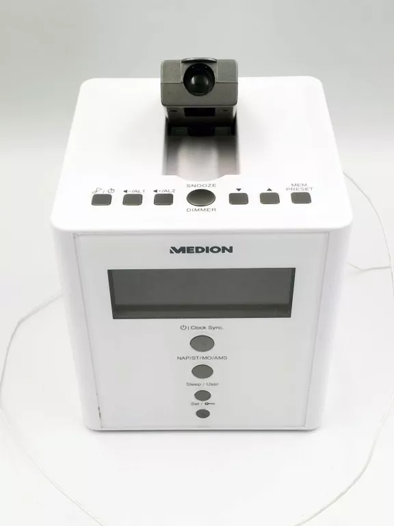 RADIOBUDZIK Z PROJEKTOREM MEDION MD43562