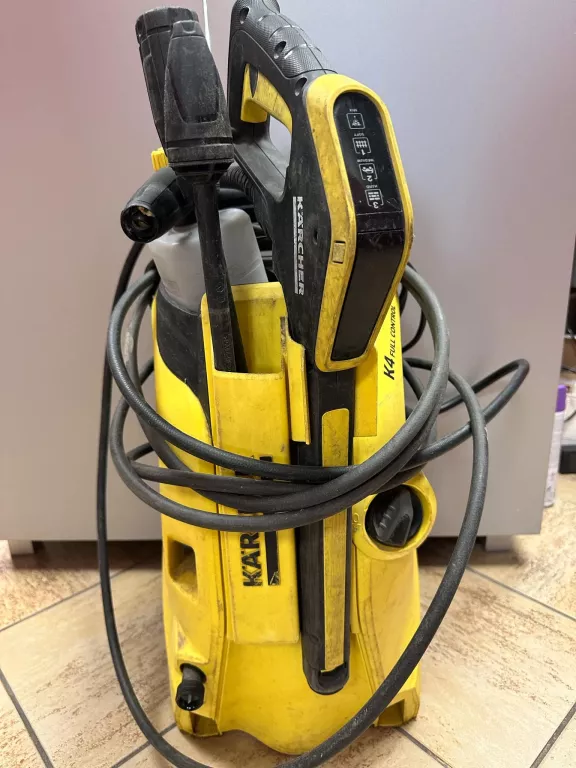 MYJKA KARCHER K4 FULL CONTROL 1800W 130BAR UJN /*OPIS*