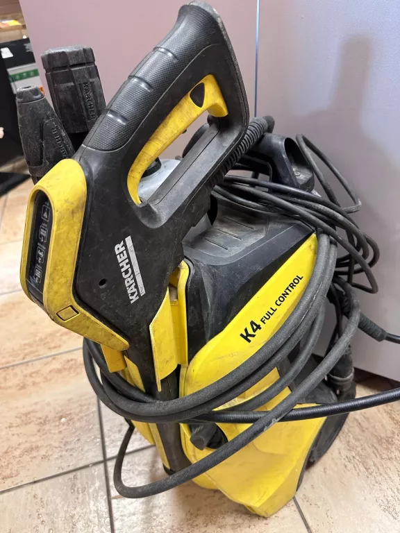 MYJKA KARCHER K4 FULL CONTROL 1800W 130BAR UJN /*OPIS*