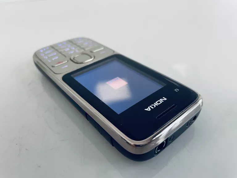 TELEFON KOMÓRKOWY NOKIA C2-01 64 MB / 64 MB 3G CZARNY