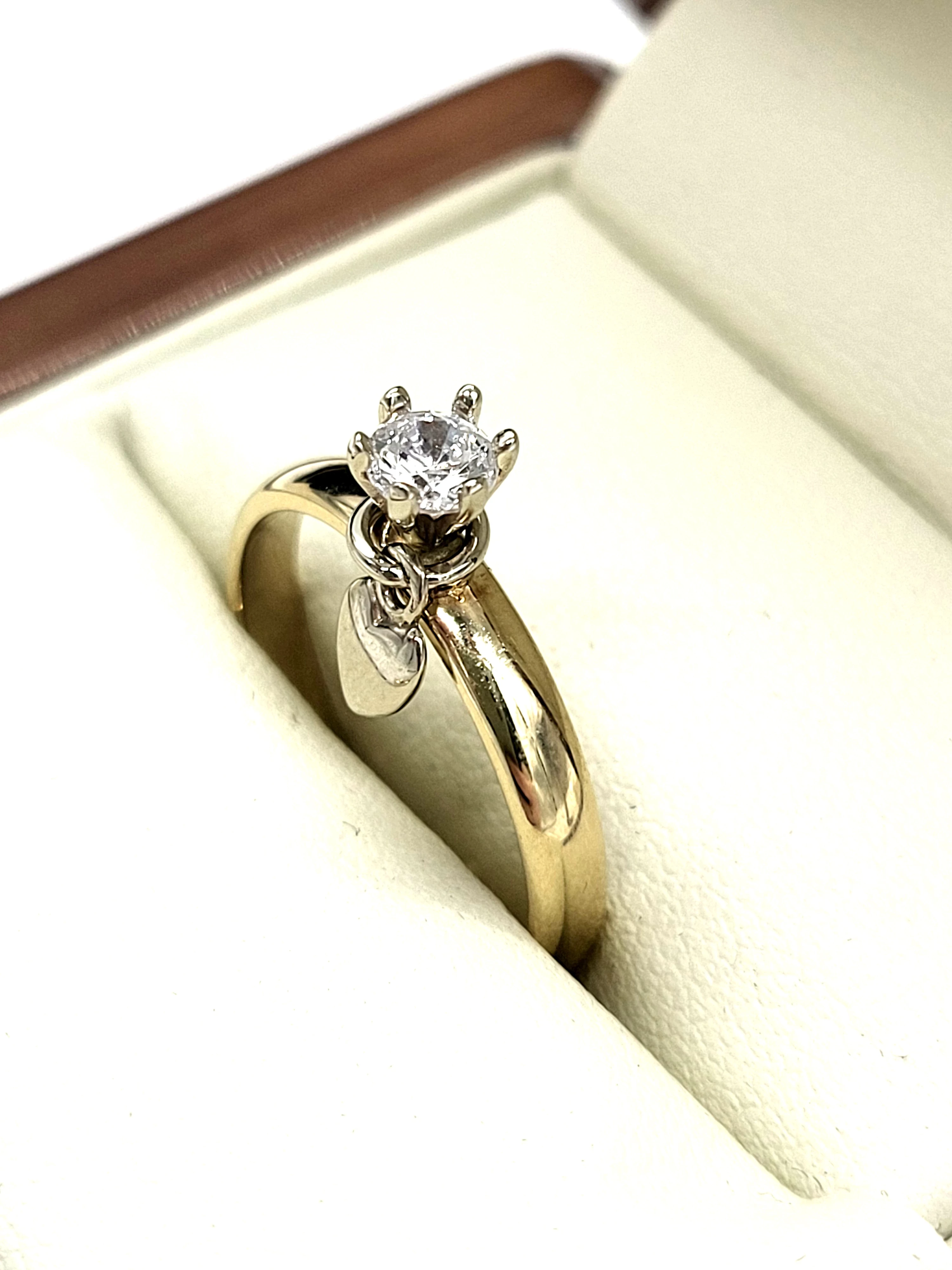 przesliczny-zloty-pierscionek-585260g-kamien-17088-4194304