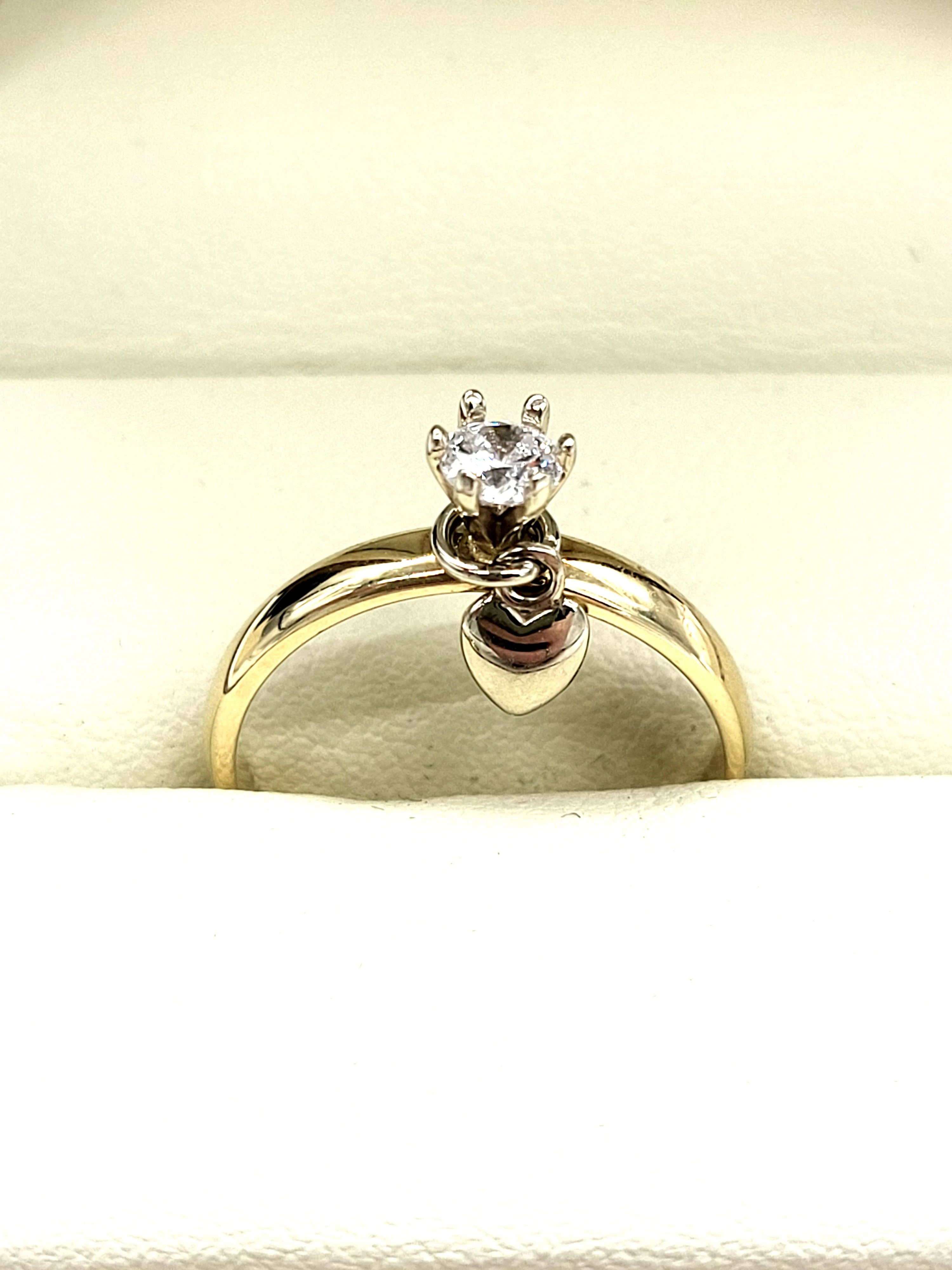 przesliczny-zloty-pierscionek-585260g-material-15835-2