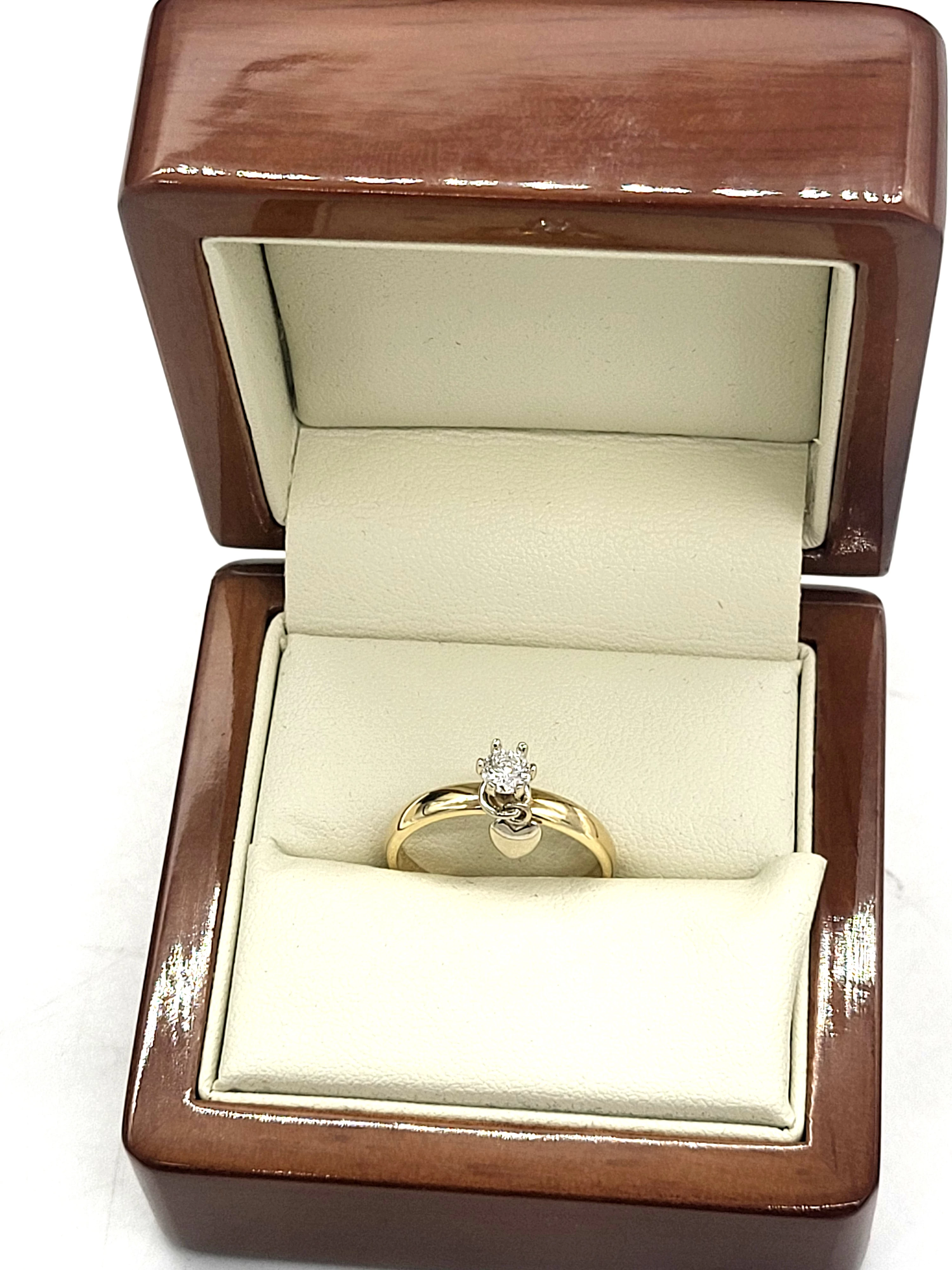 przesliczny-zloty-pierscionek-585260g-rodzaj-2205-2