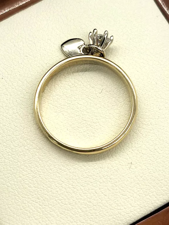 PRZEŚLICZNY ZŁOTY PIERŚCIONEK 585/2,60G