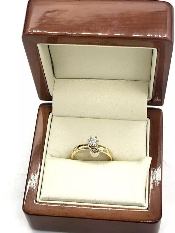 przesliczny-zloty-pierscionek-585260g-rodzaj-2205-2