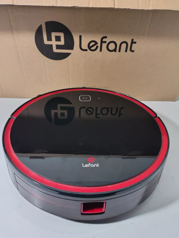 ROBOT SPRZĄTAJĄCY LEFANT T700