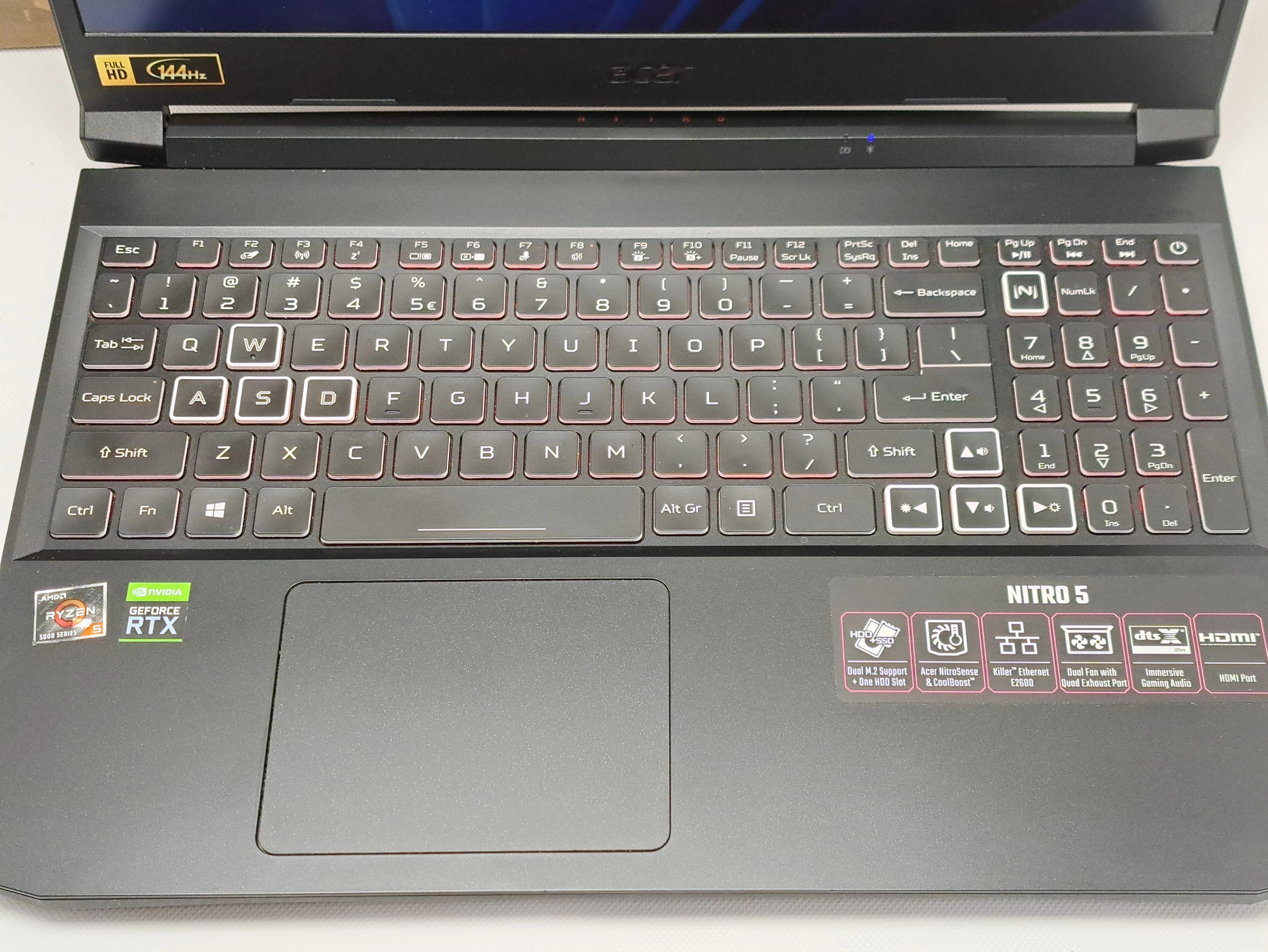 laptop-acer-nitro-5-przekatna-ekranu-1600