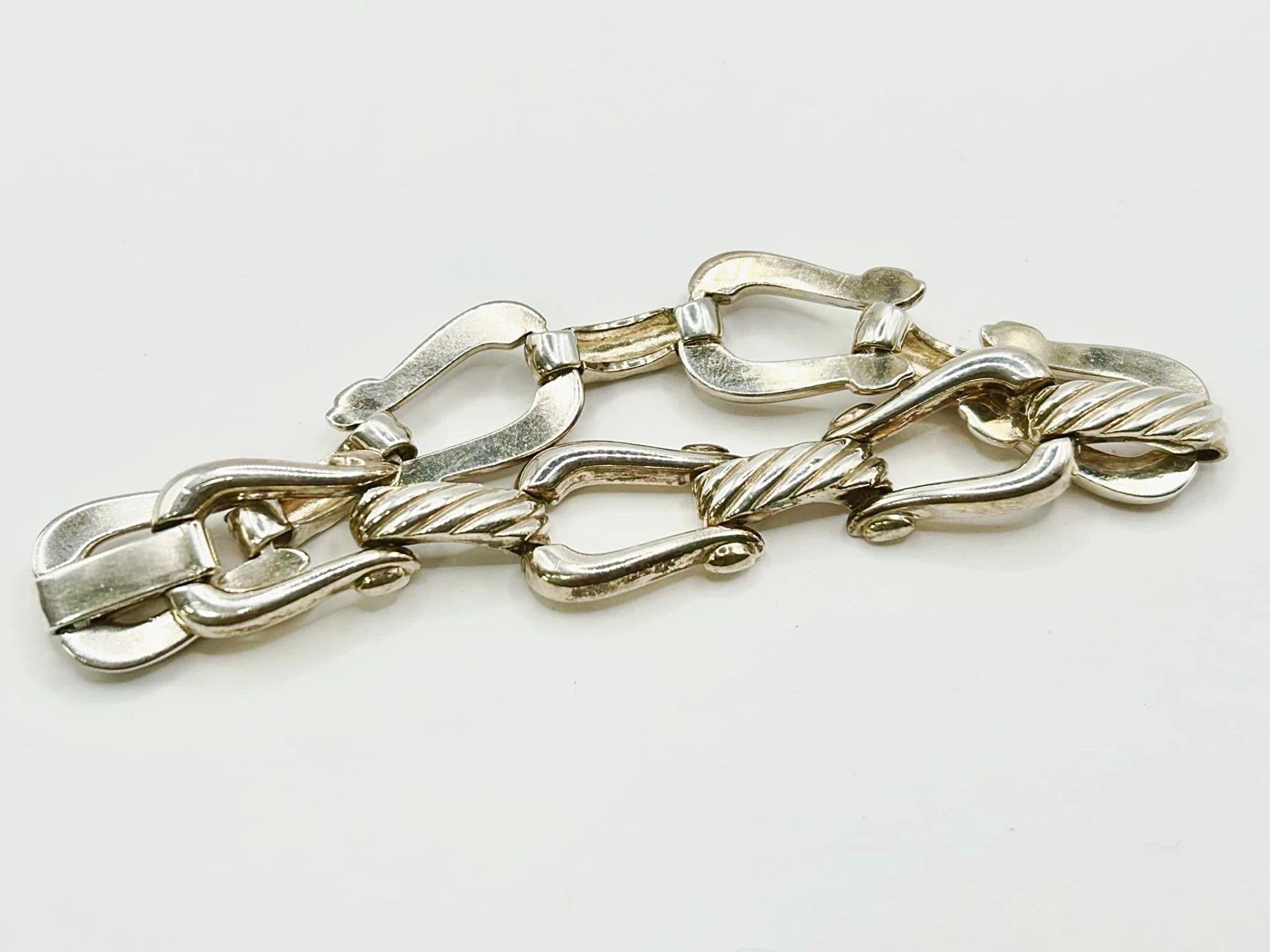 fantastyczna-srebrna-bransoletka-kolor-dominujacy-205826-1081899