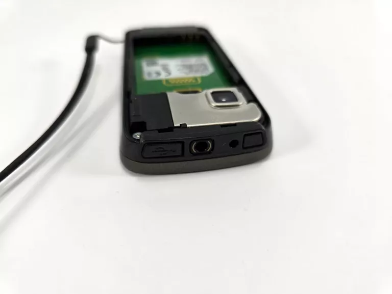 NOKIA 5230 128 MB / 64 MB 3G CZARNY