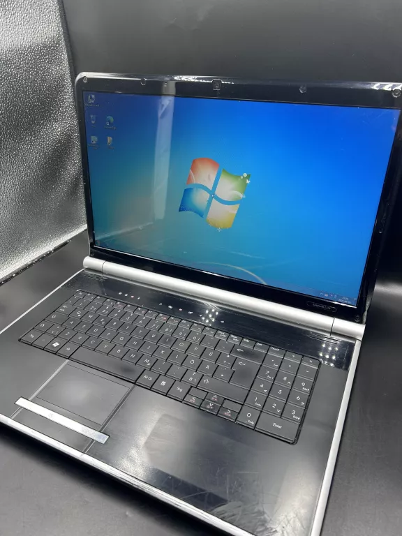 LAPTOP PACKARD BELL KAYF0 17"/WIN7/I5/8GBRAM/256GB POLECAMY!