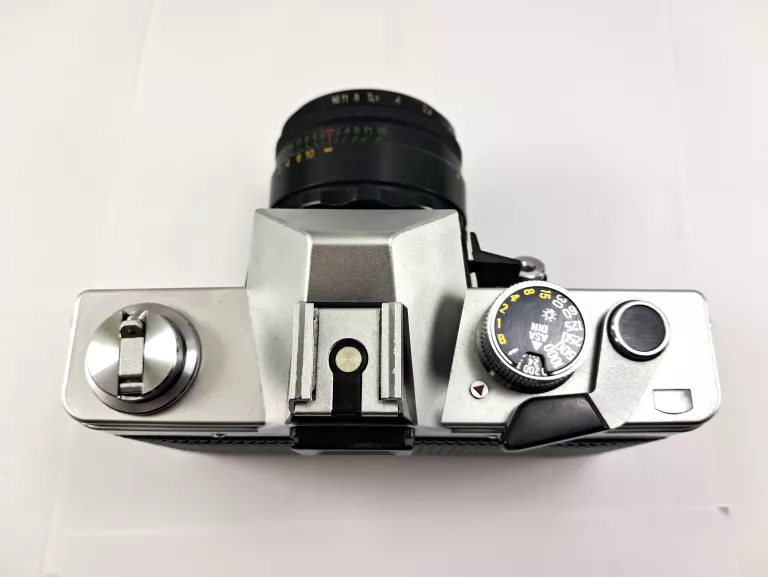 APARAT LUSTRZANKA PRAKTICA MTL3 + OBIEKTYW HELIOS 44-2 2/58 + ETUI