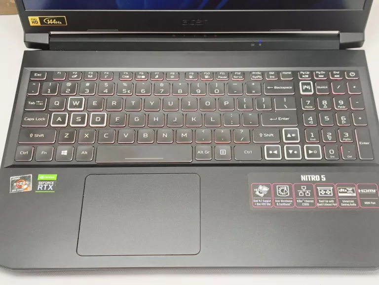 laptop-acer-nitro-5-przekatna-ekranu-1600
