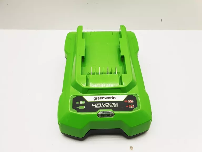 ŁADOWARKA DO AKUMULATORÓW GREENWORKS G40C 40V DC 2A