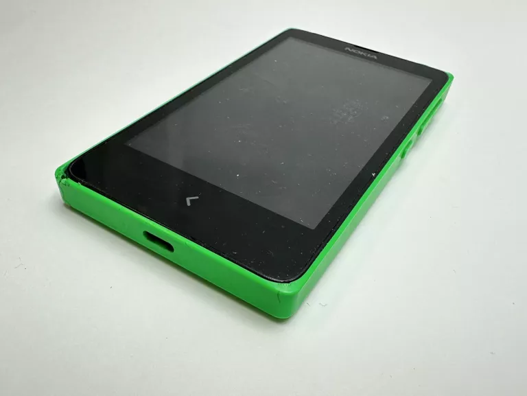 TELEFON NOKIA RM-980