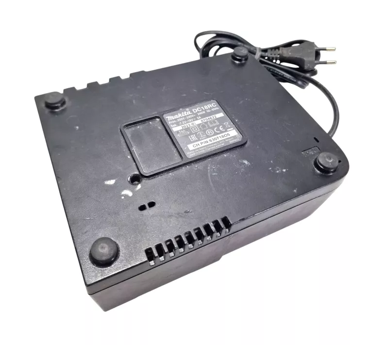 zakretarka-makita-dtd-172-body-makita-bl1850b-5-ah-makita-dc18rc-seria-dtd172