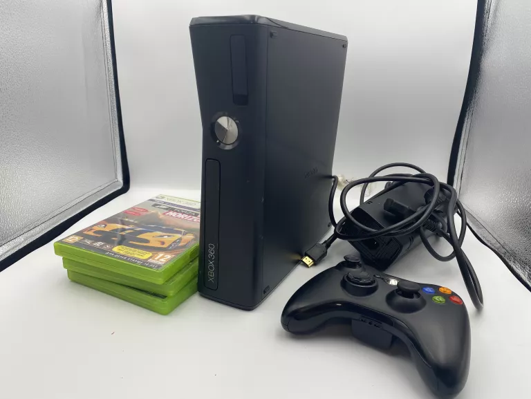 KONSOLA XBOX 360+1PAD+3 GRY HALO 3 /MINECRAFT/FORZA HORIZON