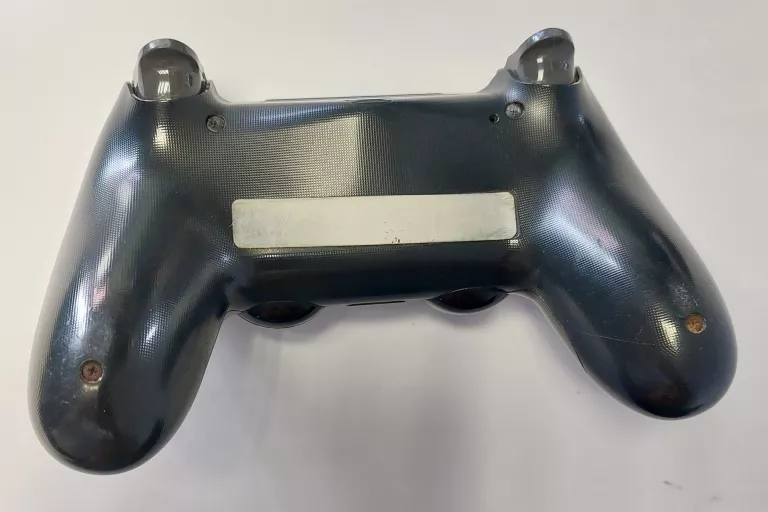 KONSOLA SONY PLAYSTATION 4 CUH-1216B 1TB + 2 PADY