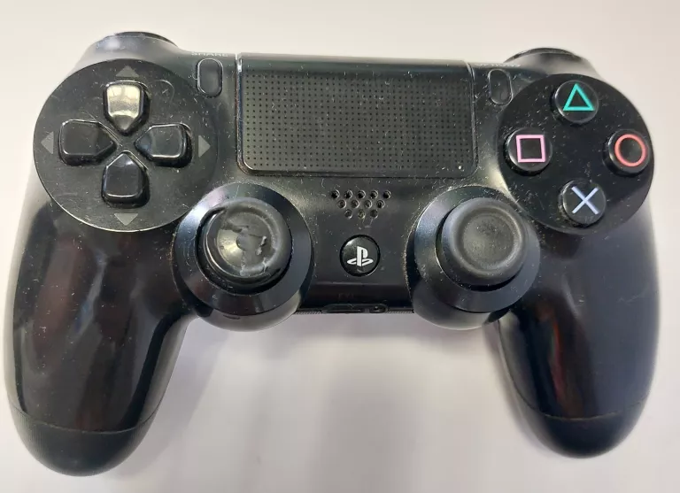 KONSOLA SONY PLAYSTATION 4 CUH-1216B 1TB + 2 PADY