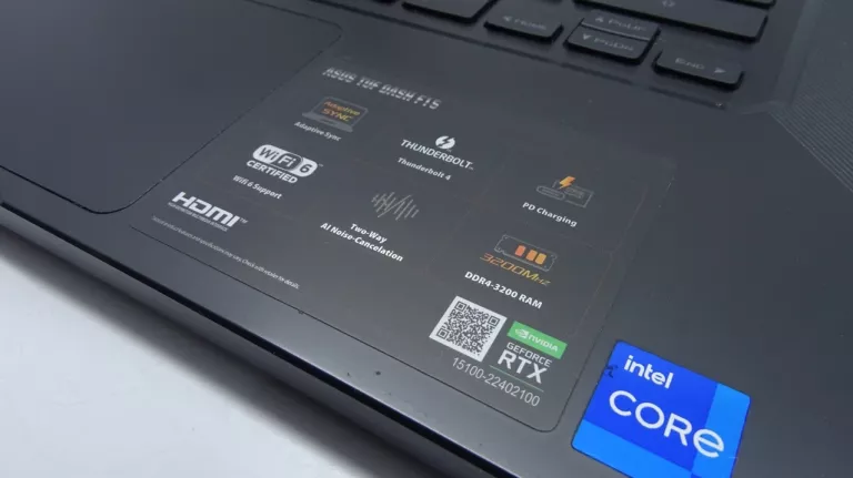 ASUS TUF DASH F15 FX516P I5-11300H 8/512 SSD RTX 3060 / WADA NA EKRANIE