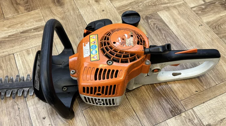 SPALINOWE NOŻYCE DO ŻYWOPŁOTU STIHL HS 45