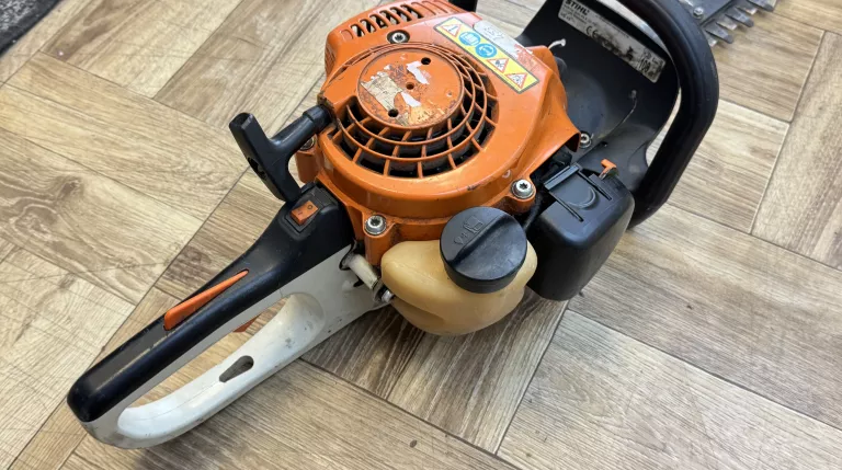 SPALINOWE NOŻYCE DO ŻYWOPŁOTU STIHL HS 45