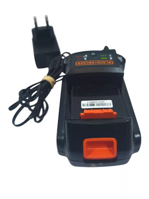 WKRETARKA BLACK+DECER BCD700S Z AKUMULATOREM + ŁADOWARKA + ZESTAW BITÓW