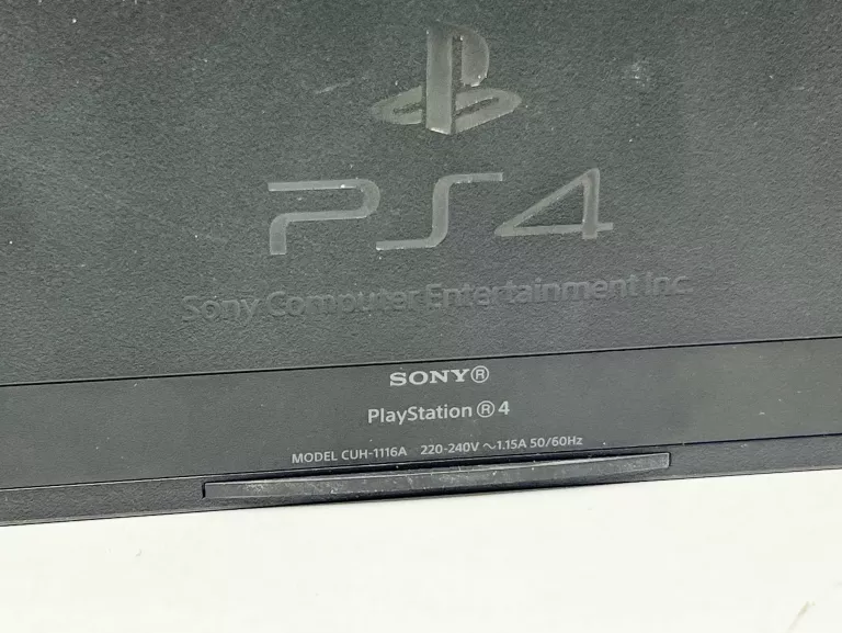 KONSOLA PLAYSTATION 4 PS4 500GB + PAD