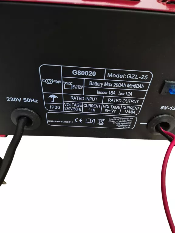 PROSTOWNIK Z ROZRUCHEM GEKO G 80020 6/12V 75A