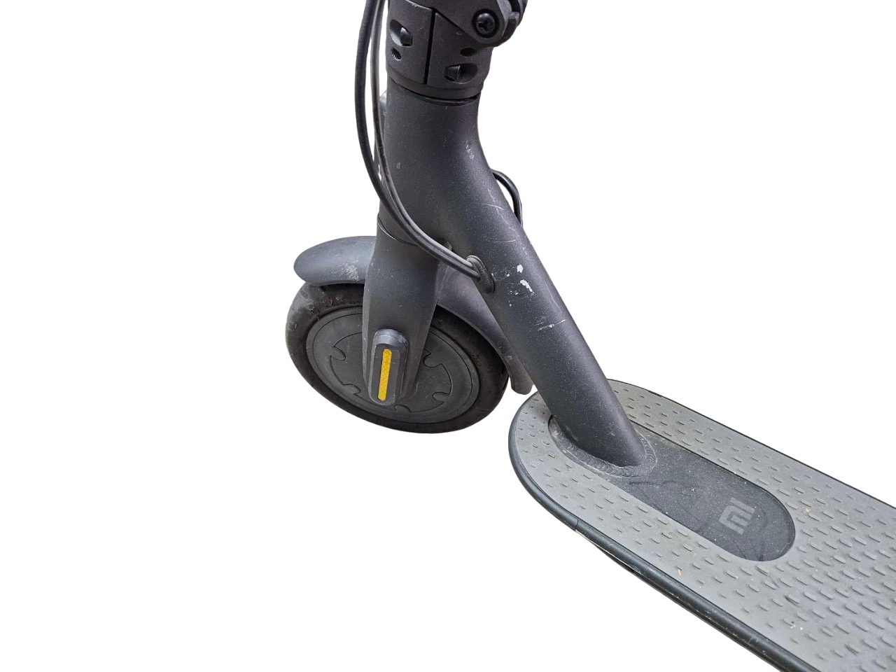 xiaomi-mi-electric-scooter-essential-20kmh-do-20km-250w-5200mah-do-100k-moc-silnika-25000