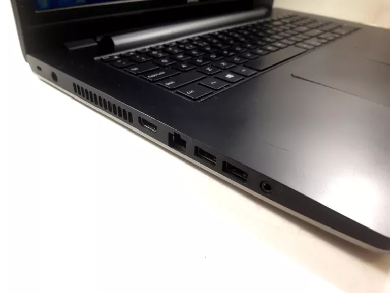 LAPTOP DELL INSPIRON 17 P26E 8GB/1TB I5 WIN 7