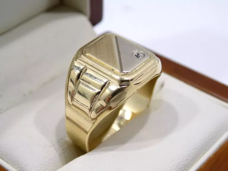 dorodny-zloty-sygnet-proba-585-waga-ok-757-g-material-17128-2