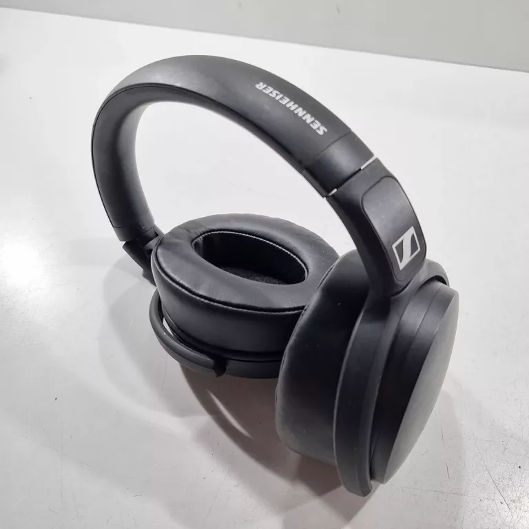 SŁUCHAWKI BEZPRZEWODOWE NAUSZNE Z MIKROFONEM SENNHEISER HD 350BT