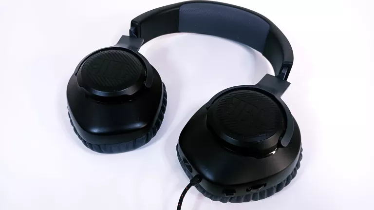 SŁUCHAWKI PRZEWODOWE JBL QUANTUM 100 / KOMPLET