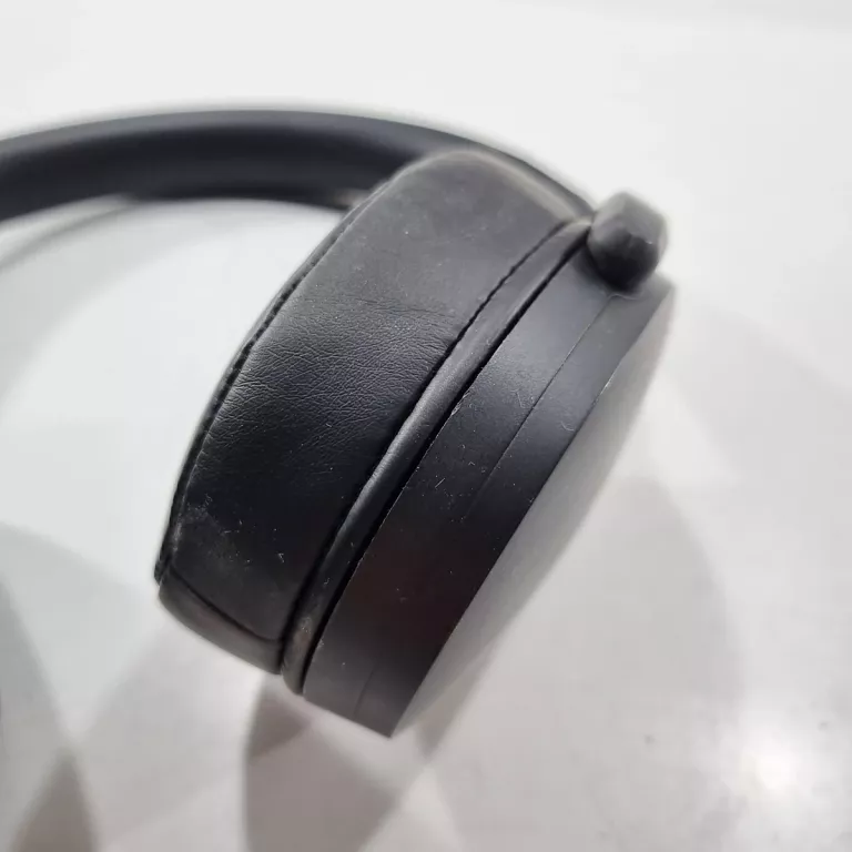SŁUCHAWKI BEZPRZEWODOWE NAUSZNE Z MIKROFONEM SENNHEISER HD 350BT