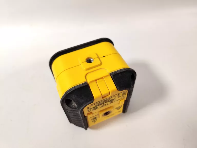 STANLEY CUBIX POZIOMICA LASEROWA LASER 12M +STATYW