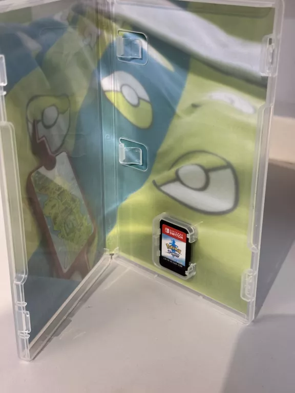 GRA NINTENDO SWITCH / POKEMON SWORD / PUDEŁKO