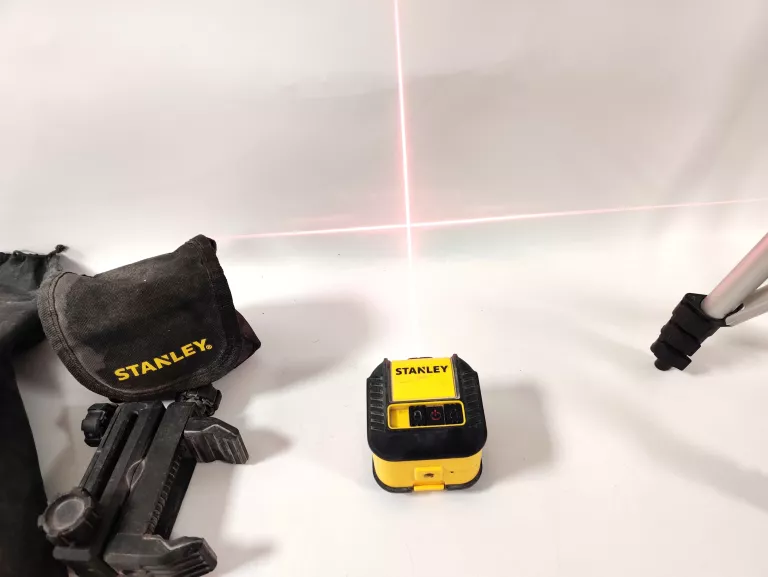 STANLEY CUBIX POZIOMICA LASEROWA LASER 12M +STATYW