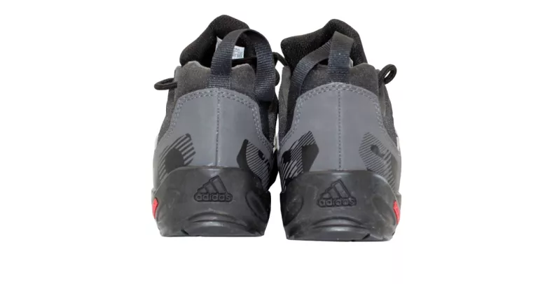 ADIDAS TERREX SOLO 2
