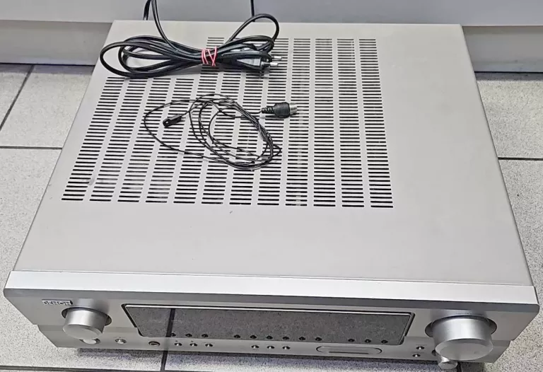 AMPLITUNER DENON AVR 1306