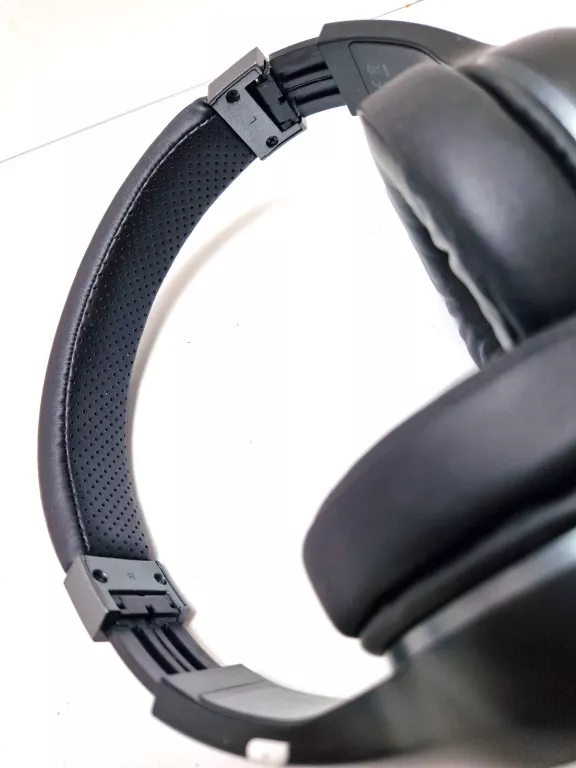 BEZPRZEWODOWE SŁUCHAWKI BLUETOOTH 5.0 MOTOROLA MOTO XT220 NAUSZNE + ŁAD