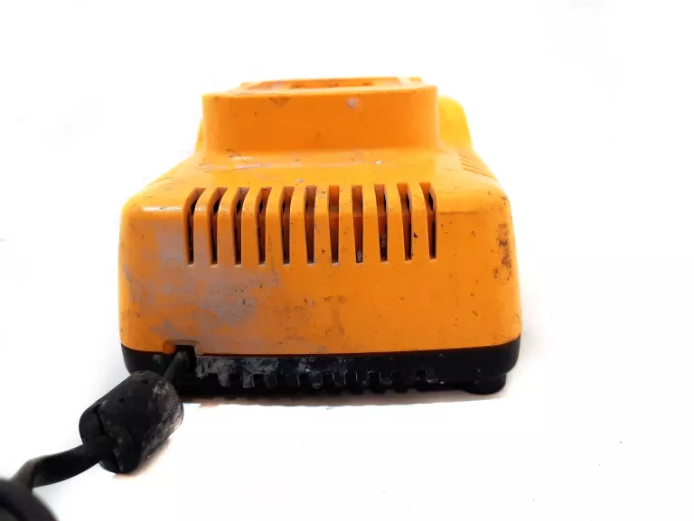 ORYGINALNA ŁADOWARKA DEWALT DE9116 TYPE 2 7.2-18V 2,8A 230V