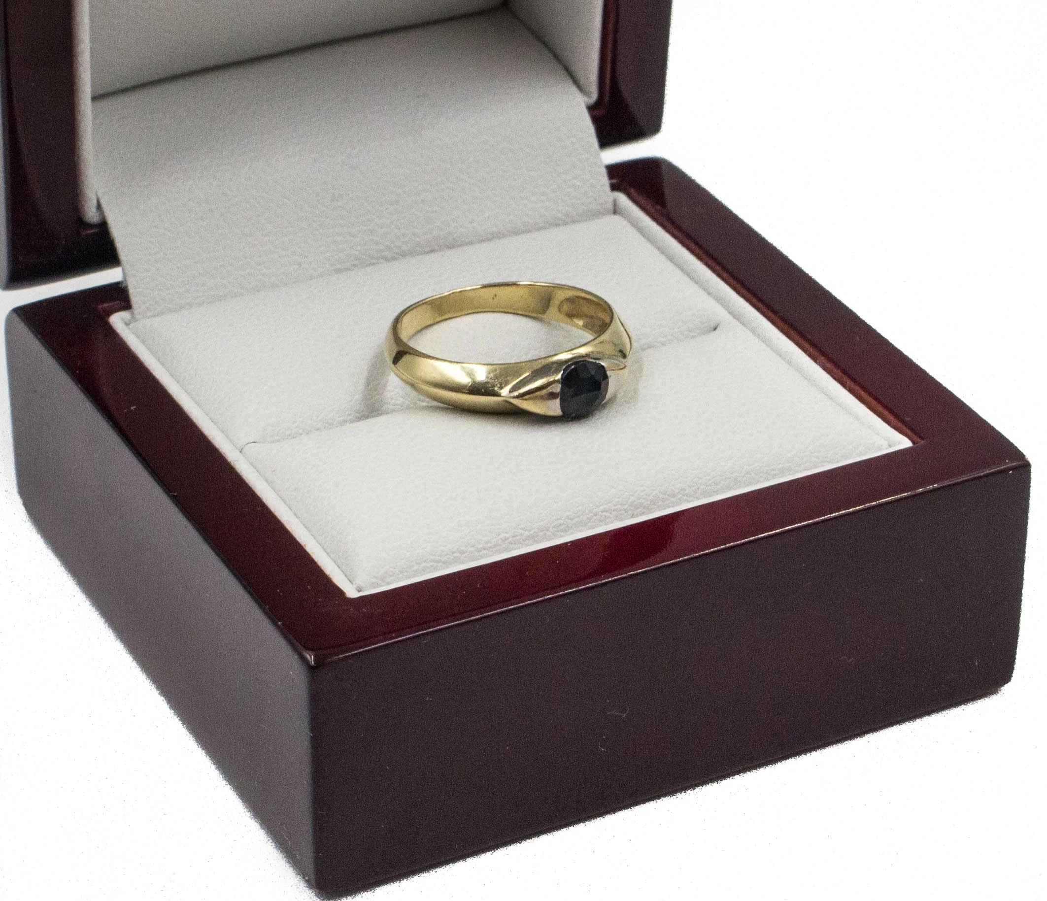 zloty-pierscionek-z-czarnym-oczkiem-r11-14k-w233g-rozmiarsrednica-wew-mm-372-11