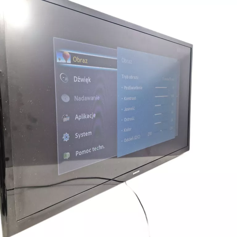 TELEWIZOR SAMSUNG UE32J4000
