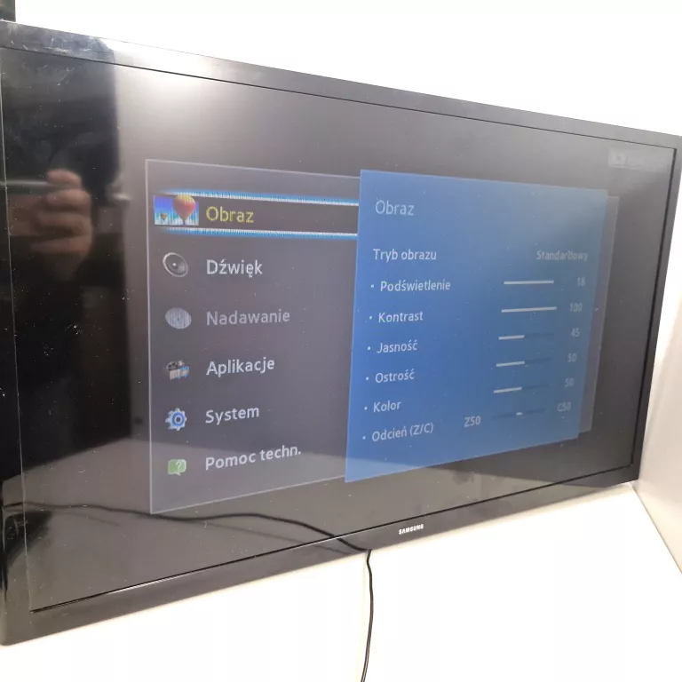 TELEWIZOR SAMSUNG UE32J4000