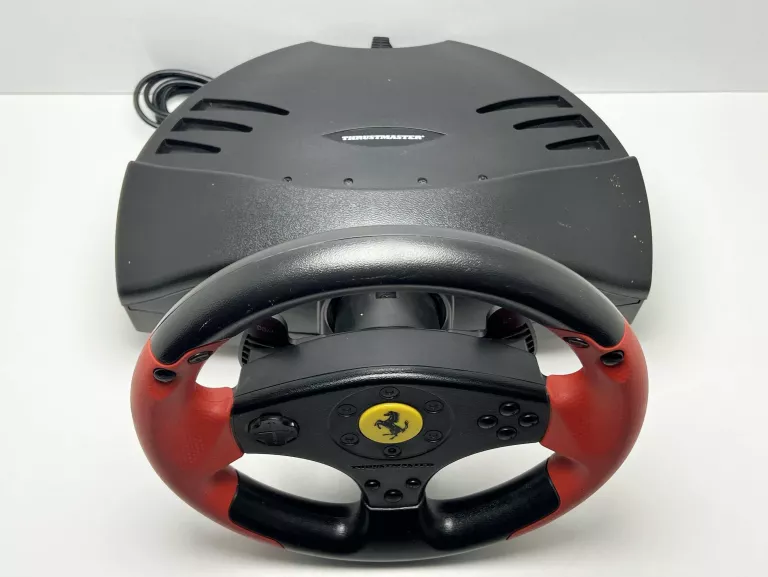 KIEROWNICA THRUSTMASTER FERRARI RED LEGEND EDITION