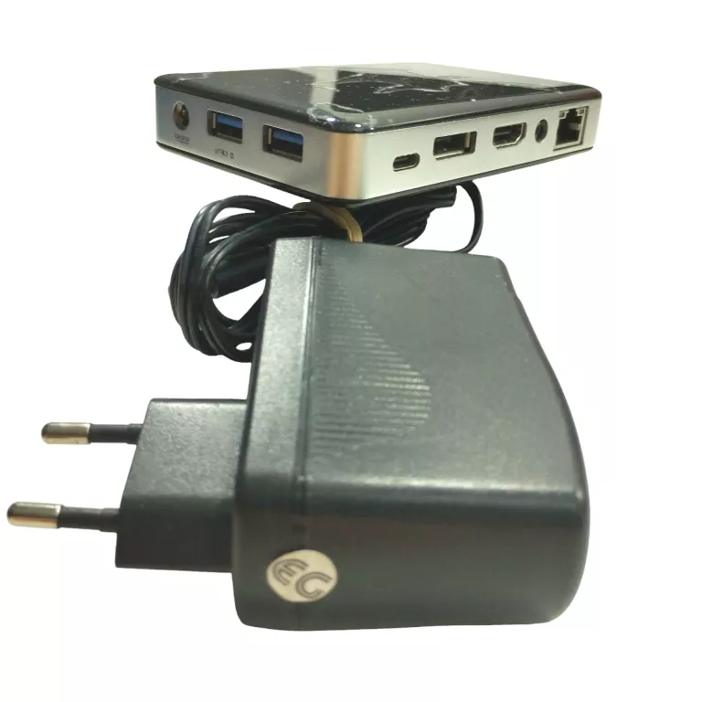 MINI PC ZOTAC ZBOX-PI330
