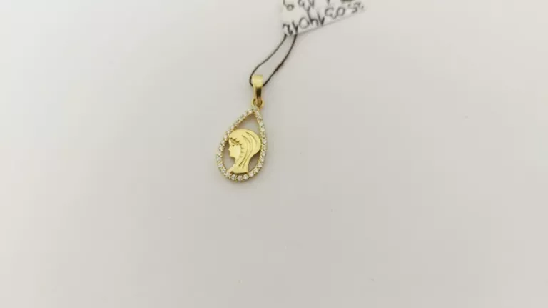 ŚLICZNY ZŁOTY MEDALIK CYRKONIE 585 1,13G