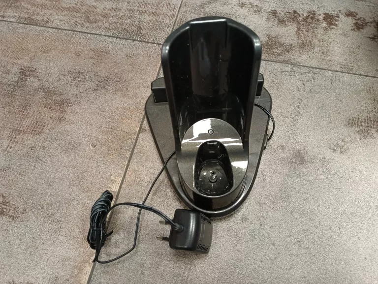 ODKURZACZ RĘCZNY BLACK DECKER DVC320BRG-QW !STAN BDB!